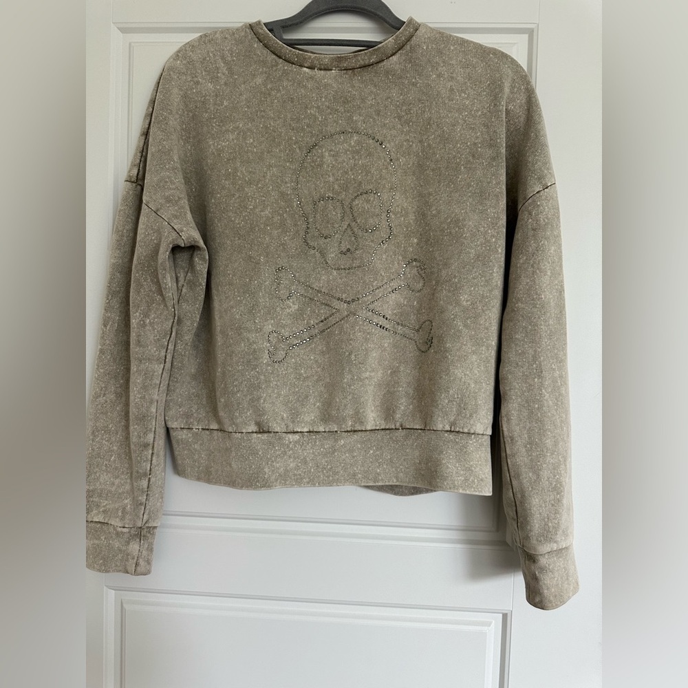 Scalpers skull sweatshirt Xs